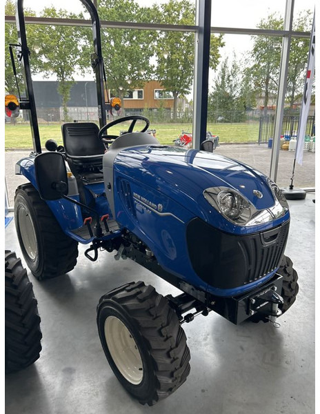 New Holland New Holland Boomer - Farm tractor: picture 5 New Holland New Holland Boomer - Farm tractor: picture 5