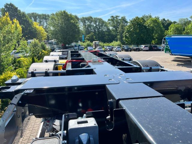 D-TEC Containerchassis Flexitrailer - Container transporter/ Swap body semi-trailer: picture 4 D-TEC Containerchassis Flexitrailer - Container transporter/ Swap body semi-trailer: picture 4