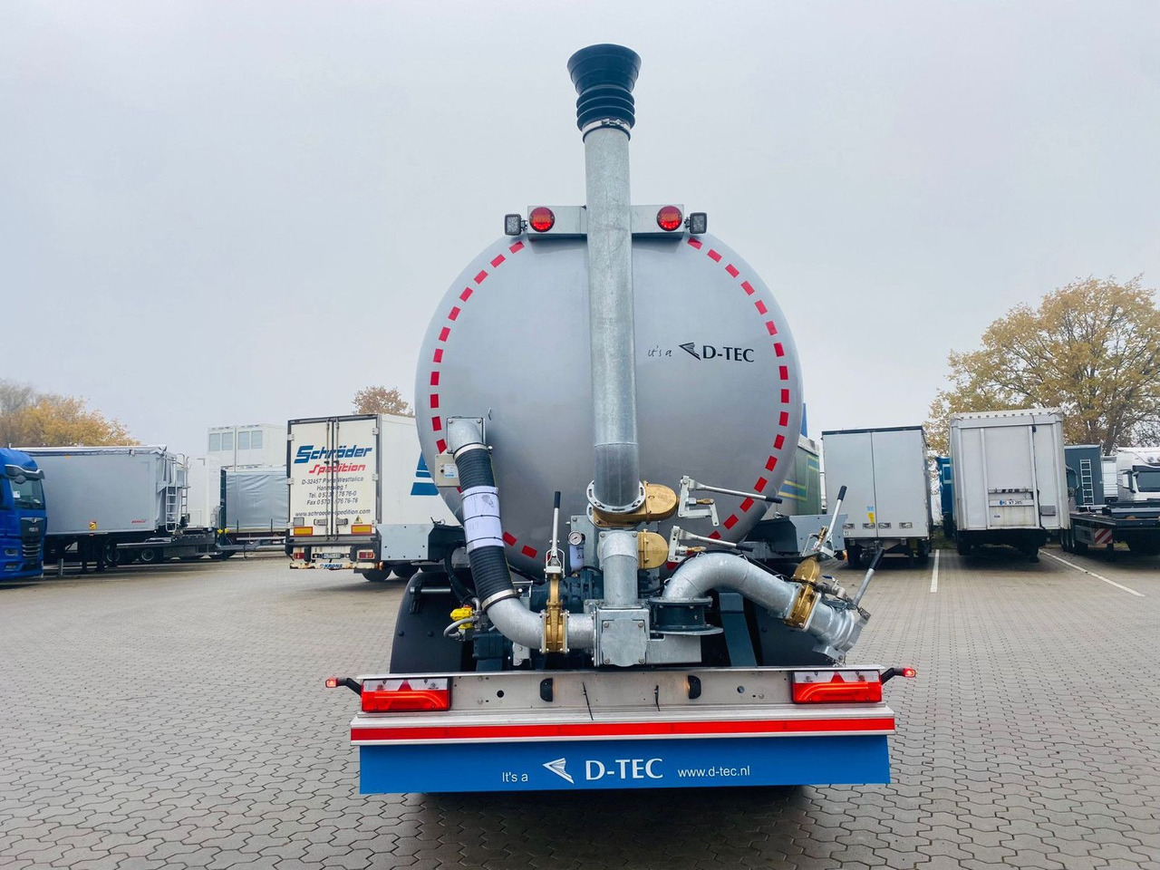 D-TEC Gülletanker SV 2011 "SV2006 BASIC" - Tank semi-trailer: picture 4 D-TEC Gülletanker SV 2011 "SV2006 BASIC" - Tank semi-trailer: picture 4