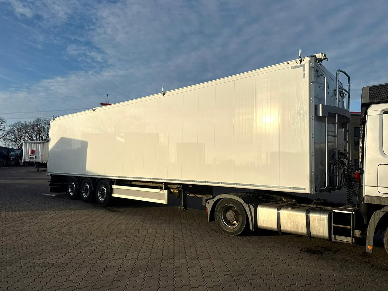 Kraker K-Force Schubboden 92m³ 10mm Boden Top Agrar GMP - Walking floor semi-trailer: picture 5 Kraker K-Force Schubboden 92m³ 10mm Boden Top Agrar GMP - Walking floor semi-trailer: picture 5