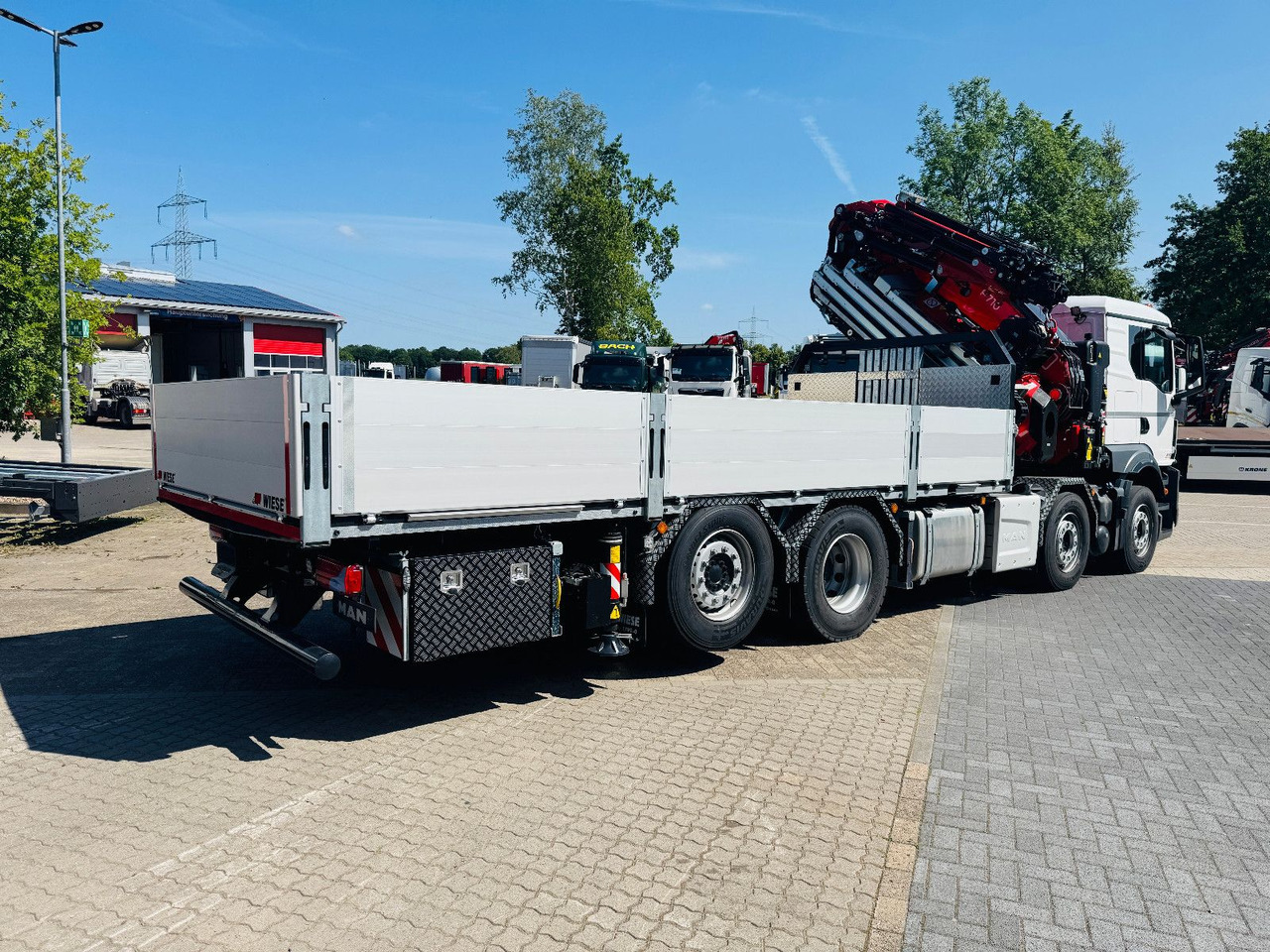 Dropside/ Flatbed truck, Crane truck MAN TGS 32.510 mit F710 Frontkran sofort: picture 8 Dropside/ Flatbed truck, Crane truck MAN TGS 32.510 mit F710 Frontkran sofort: picture 8