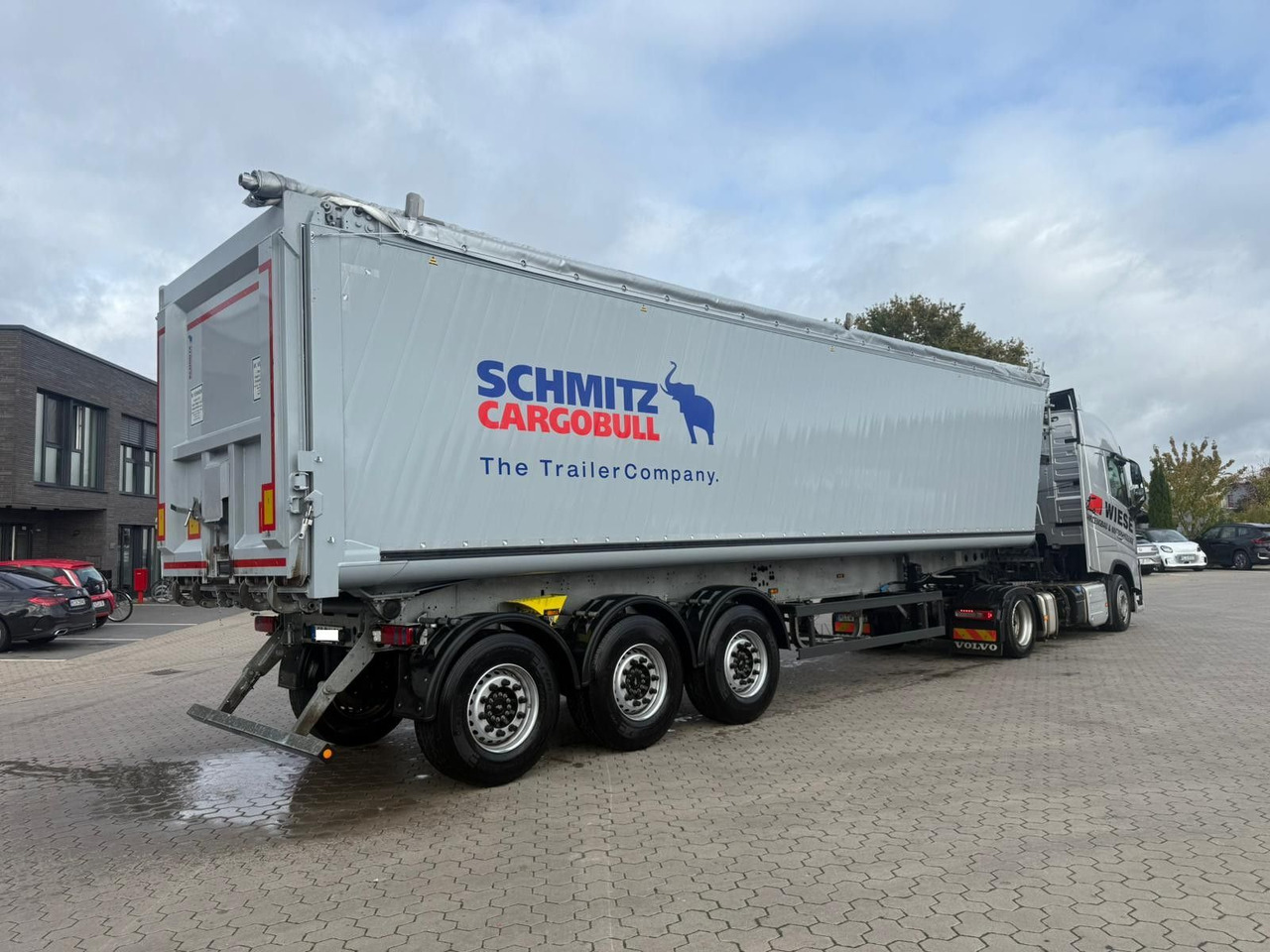 Schmitz Cargobull SCB S3D Alu Kipper 60m³ Fast Neuwertig OKUSLIDE - Tipper semi-trailer: picture 3 Schmitz Cargobull SCB S3D Alu Kipper 60m³ Fast Neuwertig OKUSLIDE - Tipper semi-trailer: picture 3