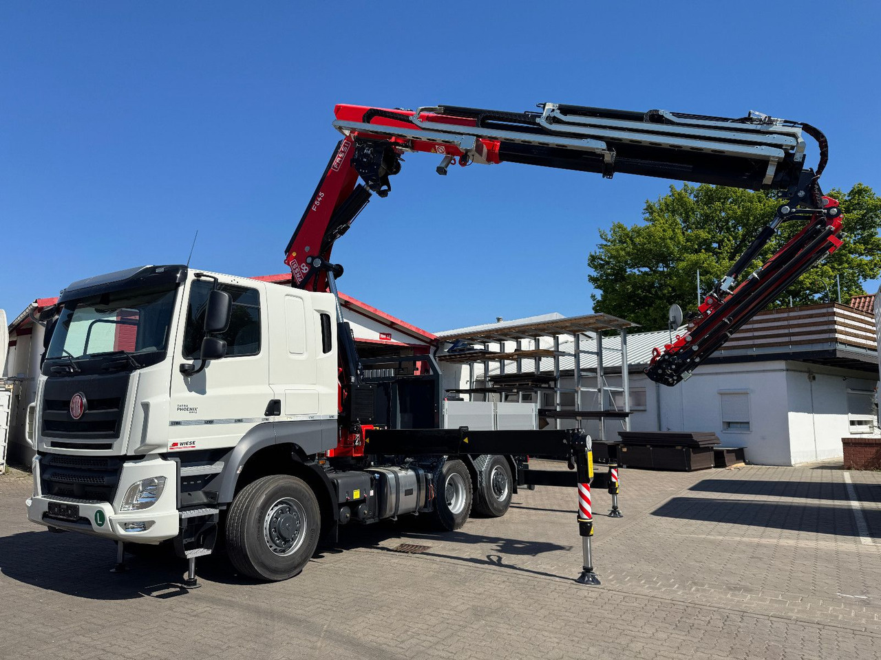 Tatra 6x6x6 Phoenix Fassi F545RA.2.27 L214 V20 - Dropside/ Flatbed truck, Crane truck: picture 4 Tatra 6x6x6 Phoenix Fassi F545RA.2.27 L214 V20 - Dropside/ Flatbed truck, Crane truck: picture 4