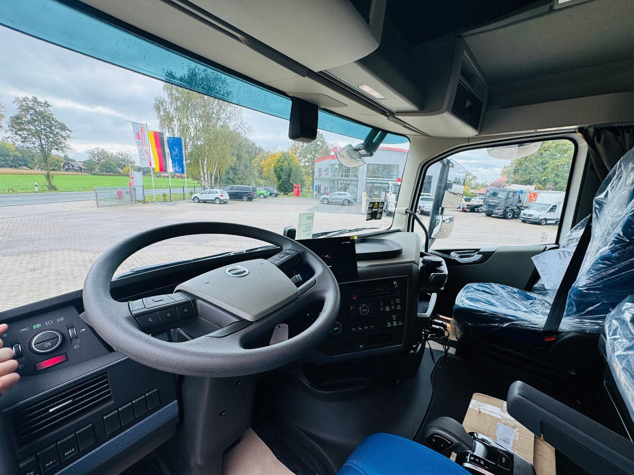 Truck, Crane truck Volvo FH 500 8x4 Kran F820 RA2.27 Jib & Winde Sofort: picture 9 Truck, Crane truck Volvo FH 500 8x4 Kran F820 RA2.27 Jib & Winde Sofort: picture 9