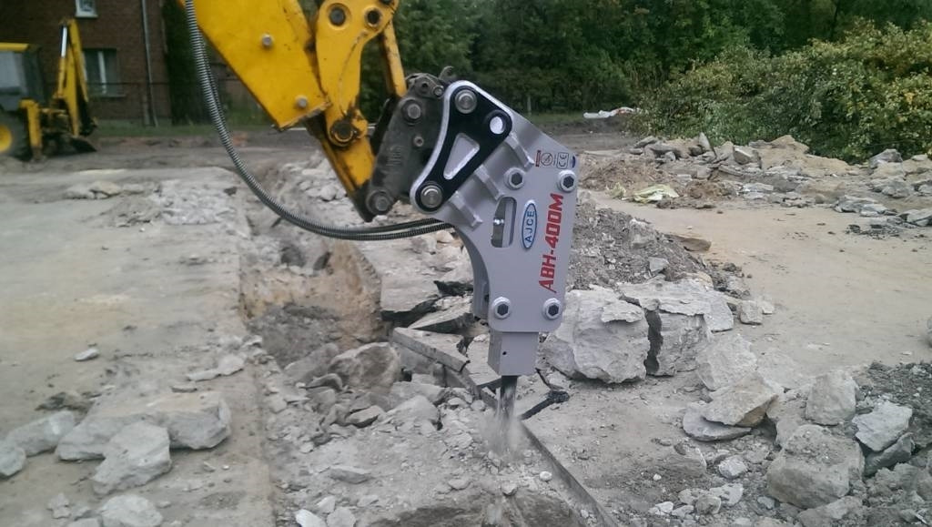 AJCE ABH400M JCB 3cx - Hydraulic hammer for Construction machinery: picture 1 AJCE ABH400M JCB 3cx - Hydraulic hammer for Construction machinery: picture 1