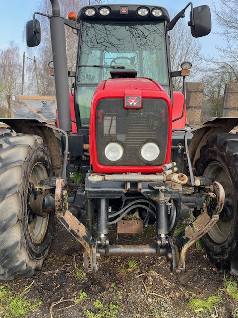 MASSEY FERGUSON 6480 DYNASHIFT - Farm tractor: picture 3 MASSEY FERGUSON 6480 DYNASHIFT - Farm tractor: picture 3