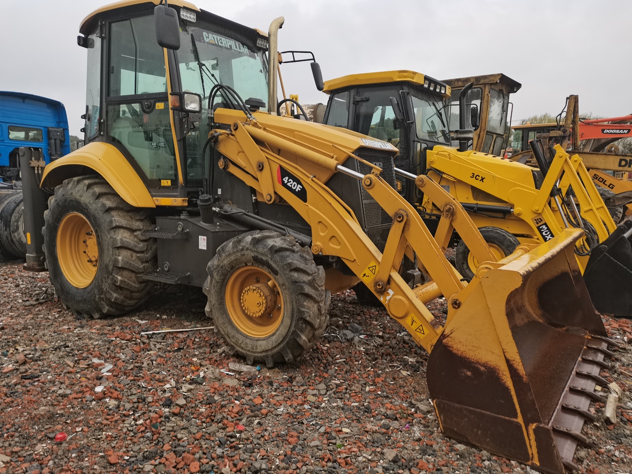 CATERPILLAR 420F - Backhoe loader: picture 3 CATERPILLAR 420F - Backhoe loader: picture 3