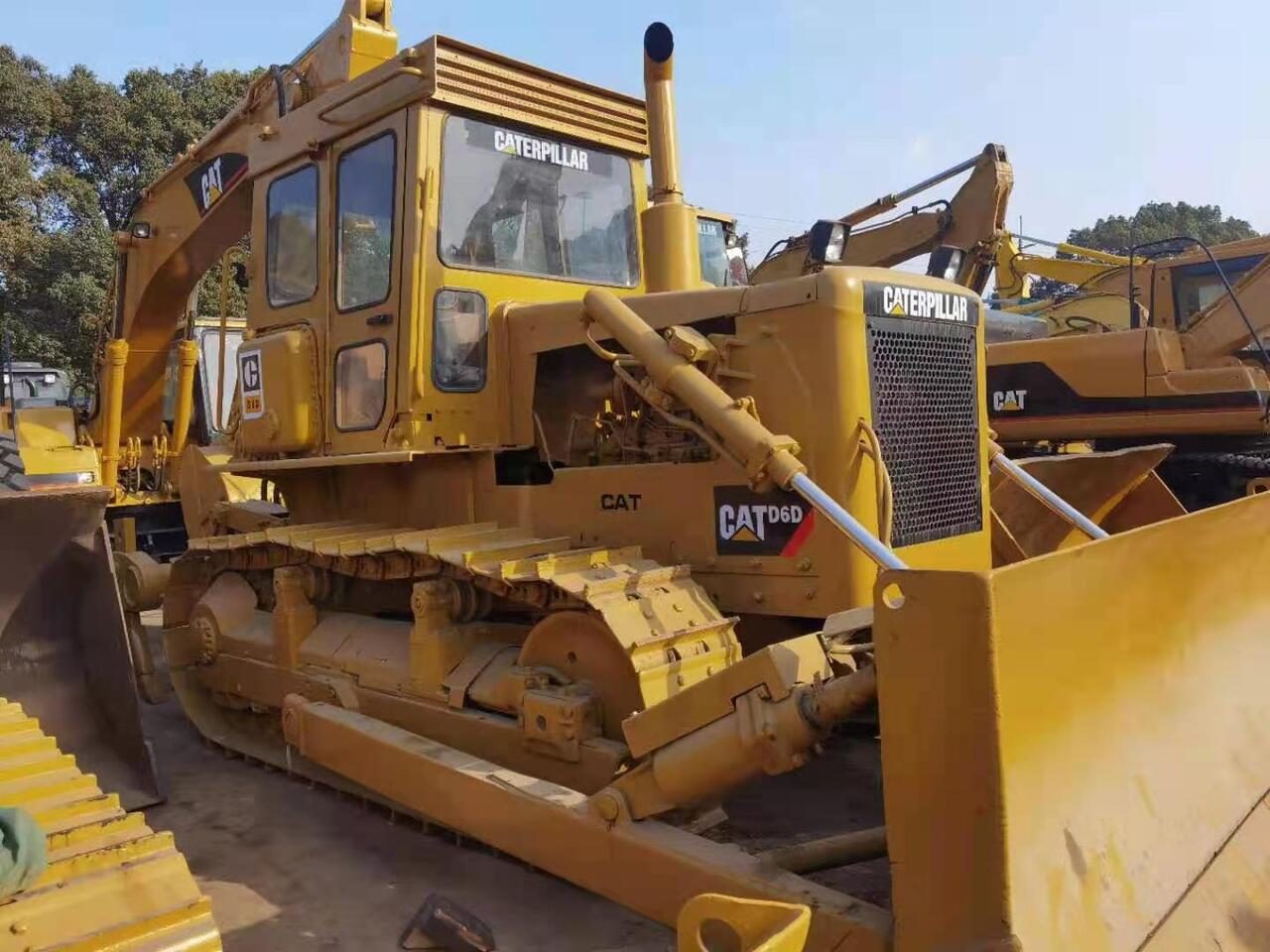 CATERPILLAR D6D - Bulldozer: picture 1 CATERPILLAR D6D - Bulldozer: picture 1