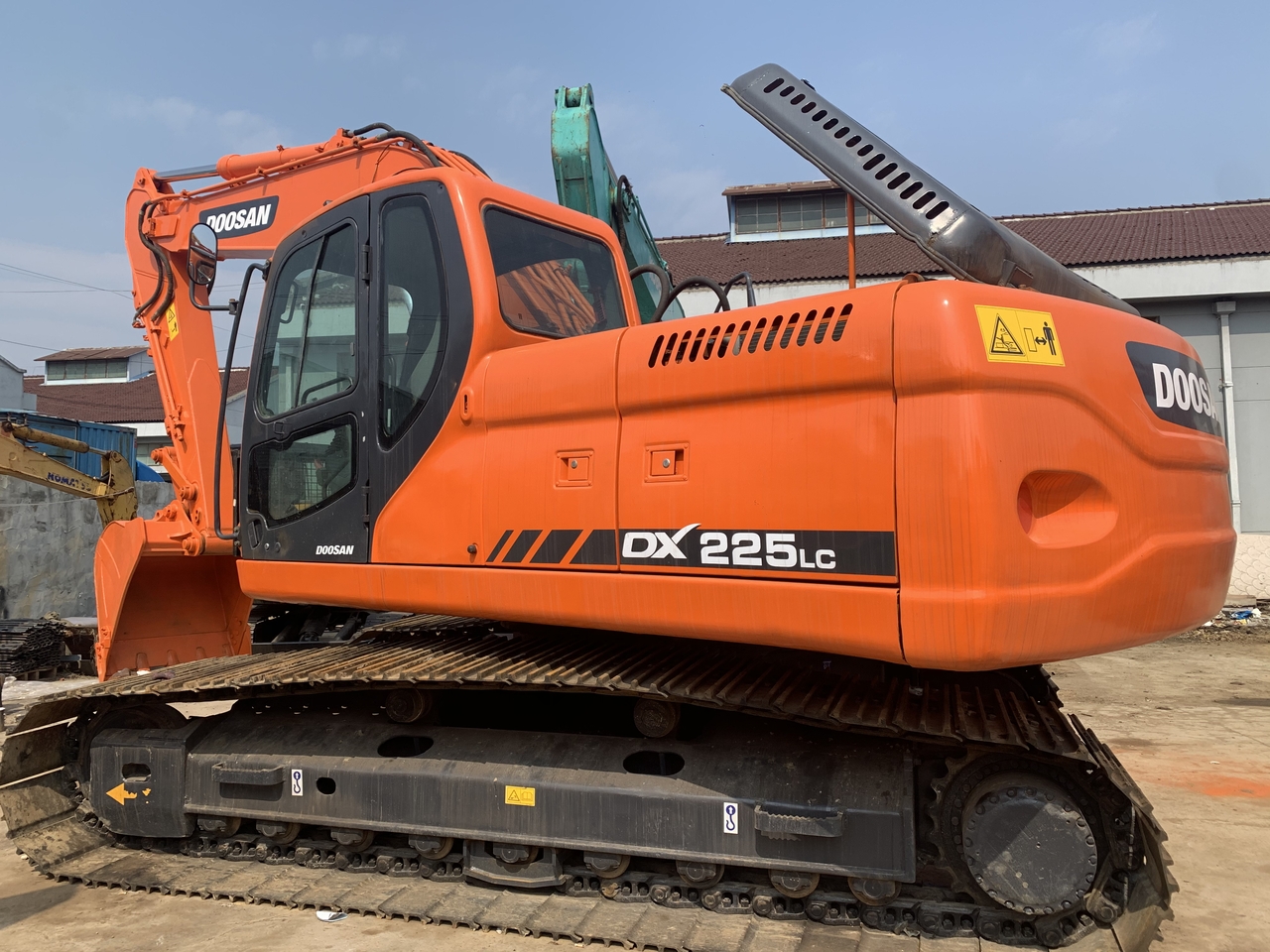 DOOSAN DX225LC-excavator - Crawler excavator: picture 1 DOOSAN DX225LC-excavator - Crawler excavator: picture 1