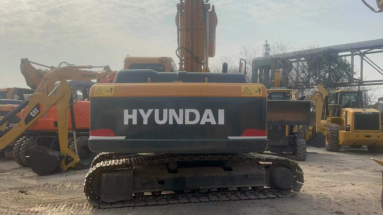 HYUNDAI 220LC-9S - Crawler excavator: picture 2 HYUNDAI 220LC-9S - Crawler excavator: picture 2