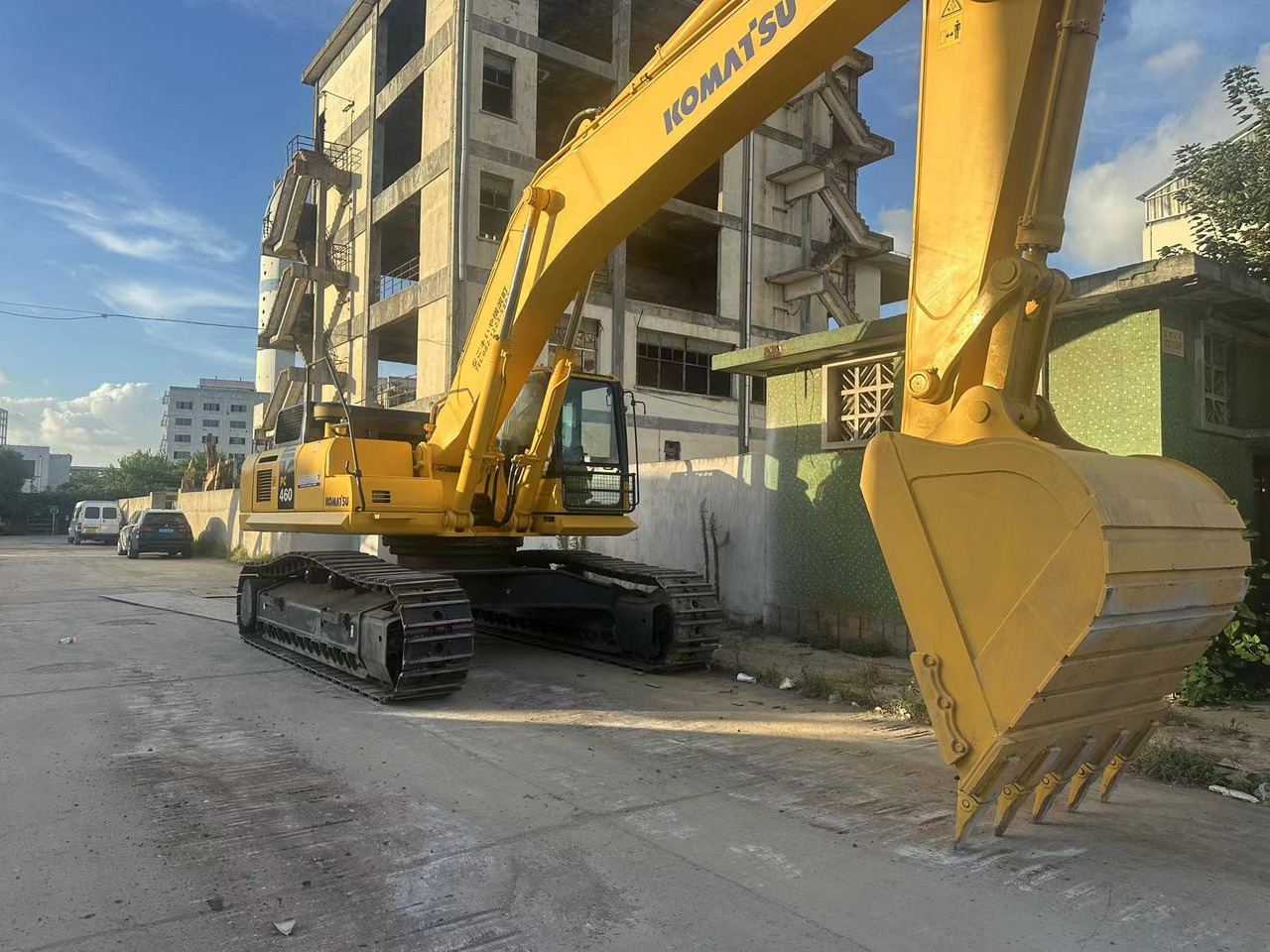 KOMATSU PC460LC-8 - Crawler excavator: picture 3 KOMATSU PC460LC-8 - Crawler excavator: picture 3