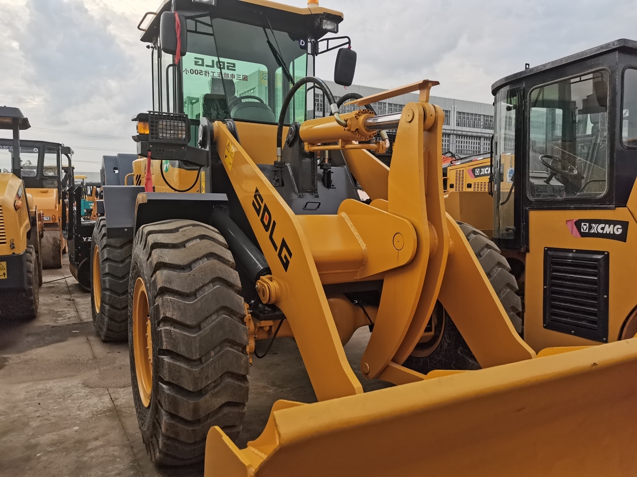 SDLG L933 - Wheel loader: picture 1 SDLG L933 - Wheel loader: picture 1