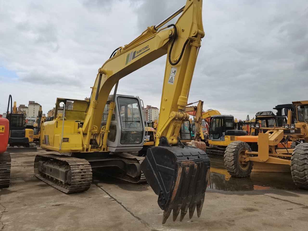 Sumitomo SH120 - Crawler excavator: picture 1 Sumitomo SH120 - Crawler excavator: picture 1