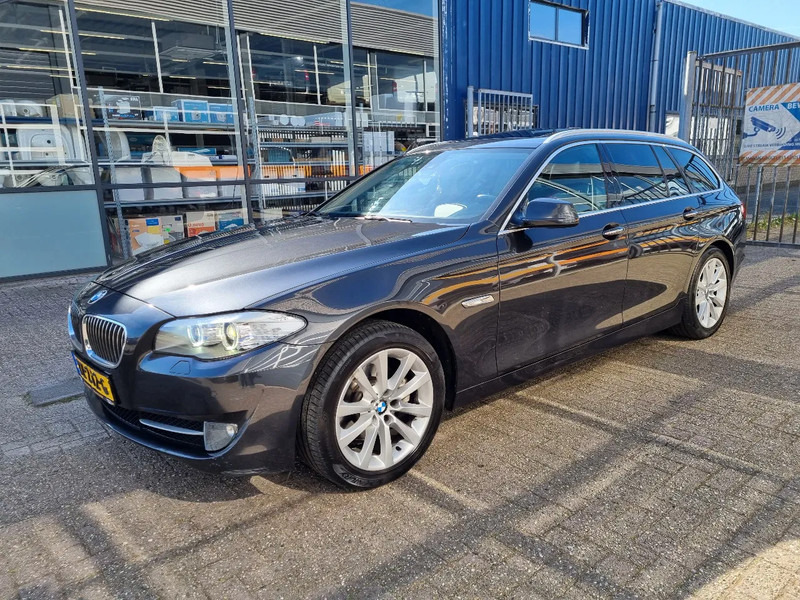 BMW 5 Serie 520D Touring/ Pano/ Leer/ Navi/ Vol - Car: picture 4 BMW 5 Serie 520D Touring/ Pano/ Leer/ Navi/ Vol - Car: picture 4