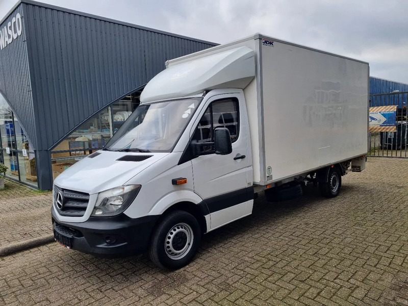 Mercedes-Benz Sprinter 314 CDI Koffer 20 M3 LBW Dhollandia Euro 6B - Box van: picture 4 Mercedes-Benz Sprinter 314 CDI Koffer 20 M3 LBW Dhollandia Euro 6B - Box van: picture 4