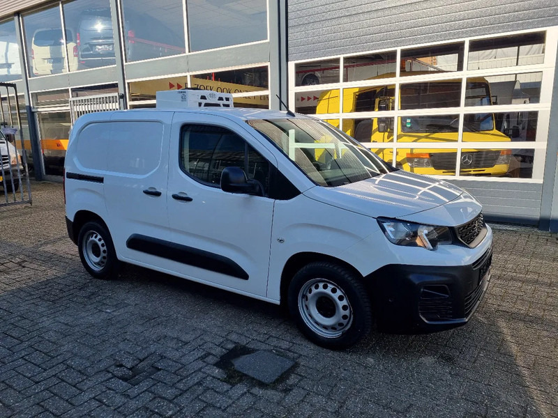 Peugeot Partner 1.5 HDI/Automaat /Koelwagen/ -30 +30/ Standby 230V - Refrigerated van: picture 1 Peugeot Partner 1.5 HDI/Automaat /Koelwagen/ -30 +30/ Standby 230V - Refrigerated van: picture 1