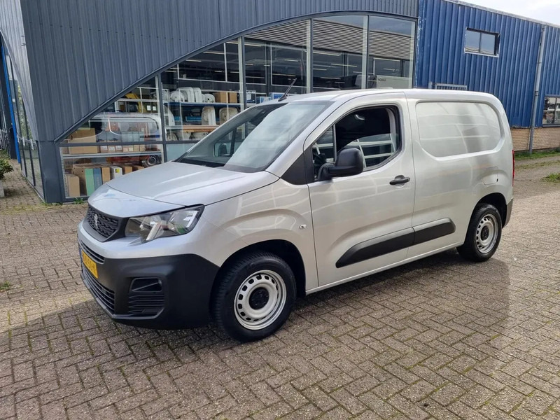 Peugeot Partner 1.5 HDI/ Koelwagen/ Airco/ Navi - Refrigerated van: picture 4 Peugeot Partner 1.5 HDI/ Koelwagen/ Airco/ Navi - Refrigerated van: picture 4