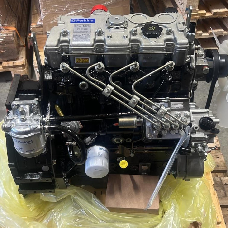 Perkins 404D-22 COMPLETE Engine 2 BOLT PTO - Engine: picture 1 Perkins 404D-22 COMPLETE Engine 2 BOLT PTO - Engine: picture 1