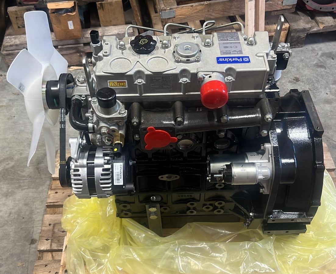 Perkins 404D-22 COMPLETE Engine 2 BOLT PTO - Engine: picture 3 Perkins 404D-22 COMPLETE Engine 2 BOLT PTO - Engine: picture 3