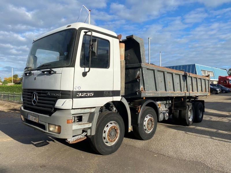 Mercedes-Benz 3235 8X4 MANUAL KIPPER ACTROS - Tipper: picture 1 Mercedes-Benz 3235 8X4 MANUAL KIPPER ACTROS - Tipper: picture 1