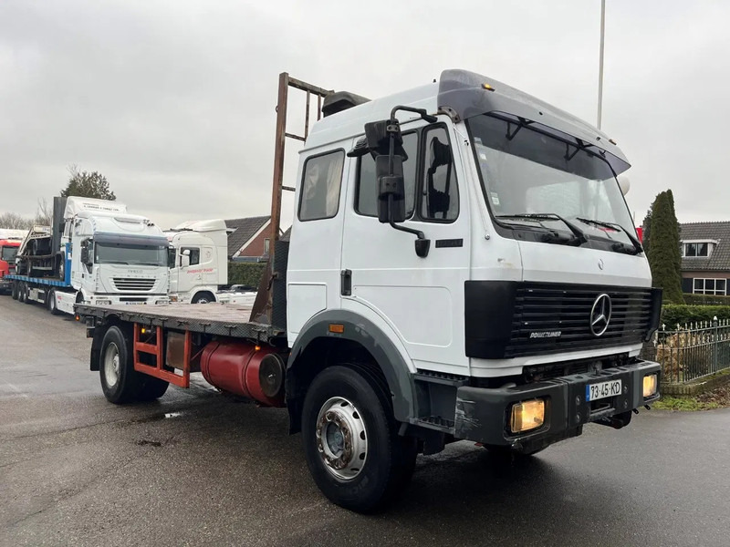 Mercedes-Benz SK 1850 V8 MANUAL GEARBOX BIG AXLE FULL STEEL SPRING RETARDER - Dropside/ Flatbed truck: picture 4 Mercedes-Benz SK 1850 V8 MANUAL GEARBOX BIG AXLE FULL STEEL SPRING RETARDER - Dropside/ Flatbed truck: picture 4