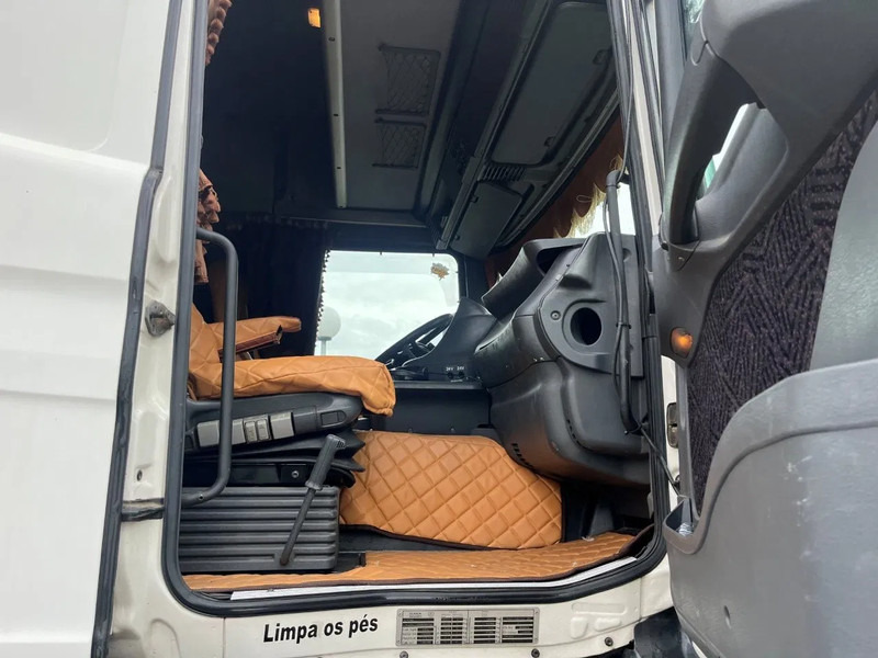Scania R164-480 V8 V8 RETARDER AND AIRCO - Tractor unit: picture 5 Scania R164-480 V8 V8 RETARDER AND AIRCO - Tractor unit: picture 5
