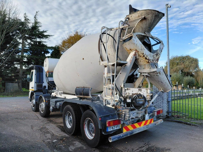 Volvo FM 12.340 8x4 Mixer Steel Suspension - Concrete mixer truck: picture 3 Volvo FM 12.340 8x4 Mixer Steel Suspension - Concrete mixer truck: picture 3