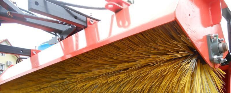 METAL-TECHNIK Zamiatarka 2m/ New Sweeper / Barredora de 2 m - Broom for Road sweeper: picture 2 METAL-TECHNIK Zamiatarka 2m/ New Sweeper / Barredora de 2 m - Broom for Road sweeper: picture 2