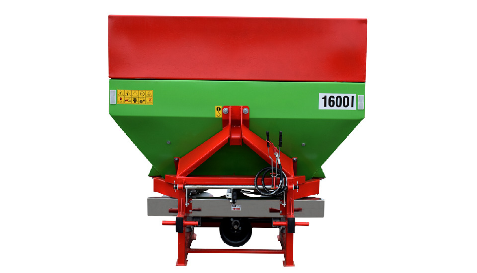 STRUMYK Tytan 1600 L - Fertilizer spreader: picture 1 STRUMYK Tytan 1600 L - Fertilizer spreader: picture 1