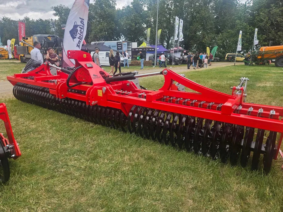 Zabiel Agregat uprawowy 6m, front - Farm roller: picture 1 Zabiel Agregat uprawowy 6m, front - Farm roller: picture 1