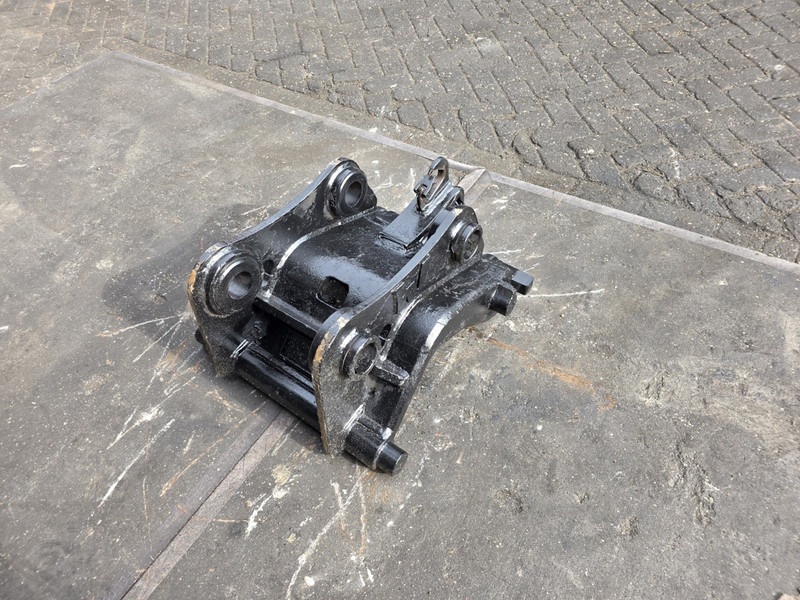 Snelwissel cw30 cw 40 verachtert coupler verachtert cw30 cw 40 - Quick coupler for Construction machinery: picture 3 Snelwissel cw30 cw 40 verachtert coupler verachtert cw30 cw 40 - Quick coupler for Construction machinery: picture 3