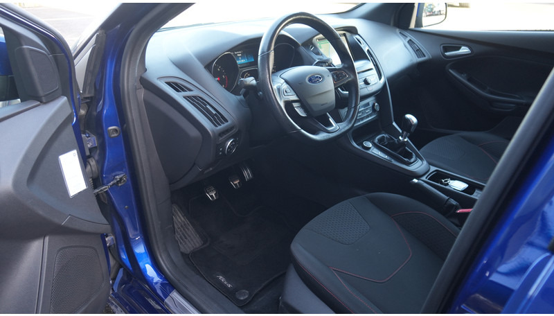 Ford Focus WAGON 1.5TDCI ST-Line - Minibus, Passenger van: picture 5 Ford Focus WAGON 1.5TDCI ST-Line - Minibus, Passenger van: picture 5