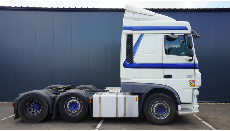DAF XF 440 6X2 SPACECAB 718.000KM - Tractor unit: picture 2 DAF XF 440 6X2 SPACECAB 718.000KM - Tractor unit: picture 2