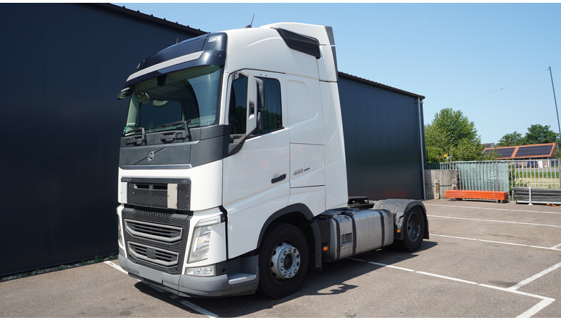 Volvo FH 460 EURO 6 GLOBETROTTER 697.000KM - Tractor unit: picture 3 Volvo FH 460 EURO 6 GLOBETROTTER 697.000KM - Tractor unit: picture 3