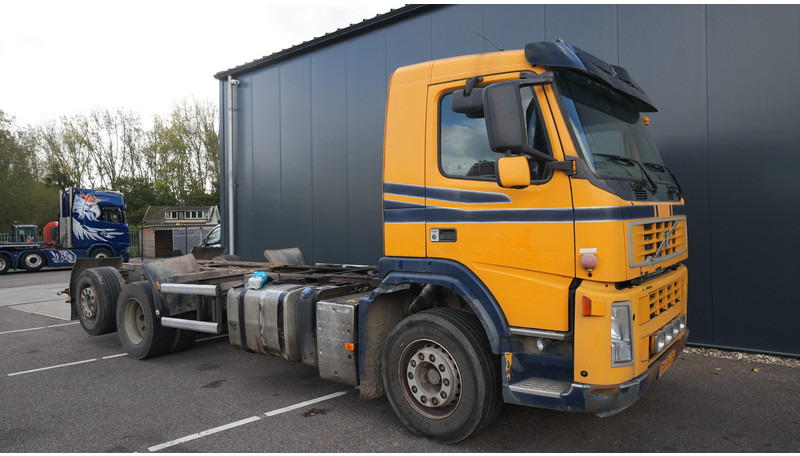 Volvo FM9 340 6X2 CHASSIS EURO 5 480000KM - Cab chassis truck: picture 4 Volvo FM9 340 6X2 CHASSIS EURO 5 480000KM - Cab chassis truck: picture 4