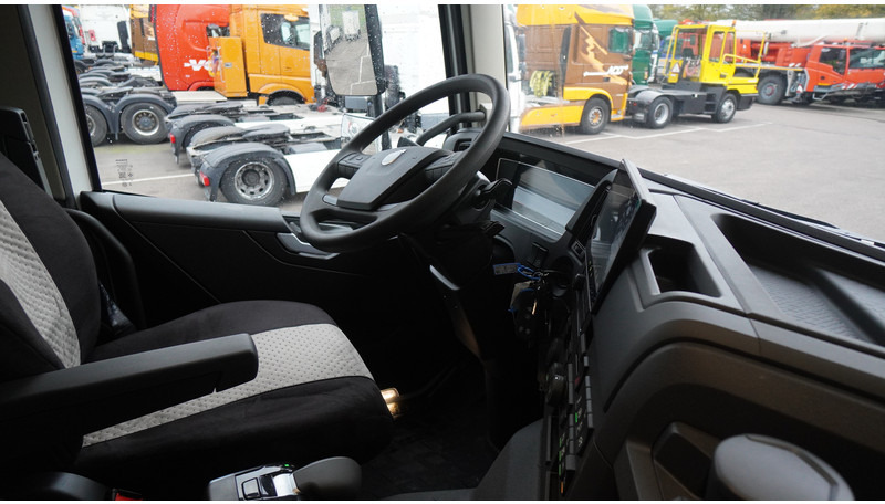 Volvo NEW FMX 460 8X6 TIPPER EURO 6 - Tipper: picture 5 Volvo NEW FMX 460 8X6 TIPPER EURO 6 - Tipper: picture 5