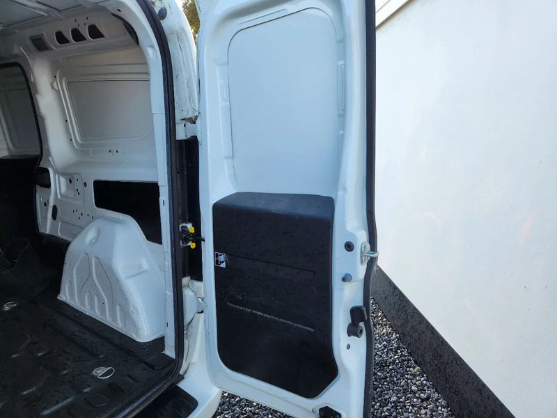Small van Fiat Doblò Maxi, 2017, 188000km, Airco,Parksens, Tuv. First owner: picture 7