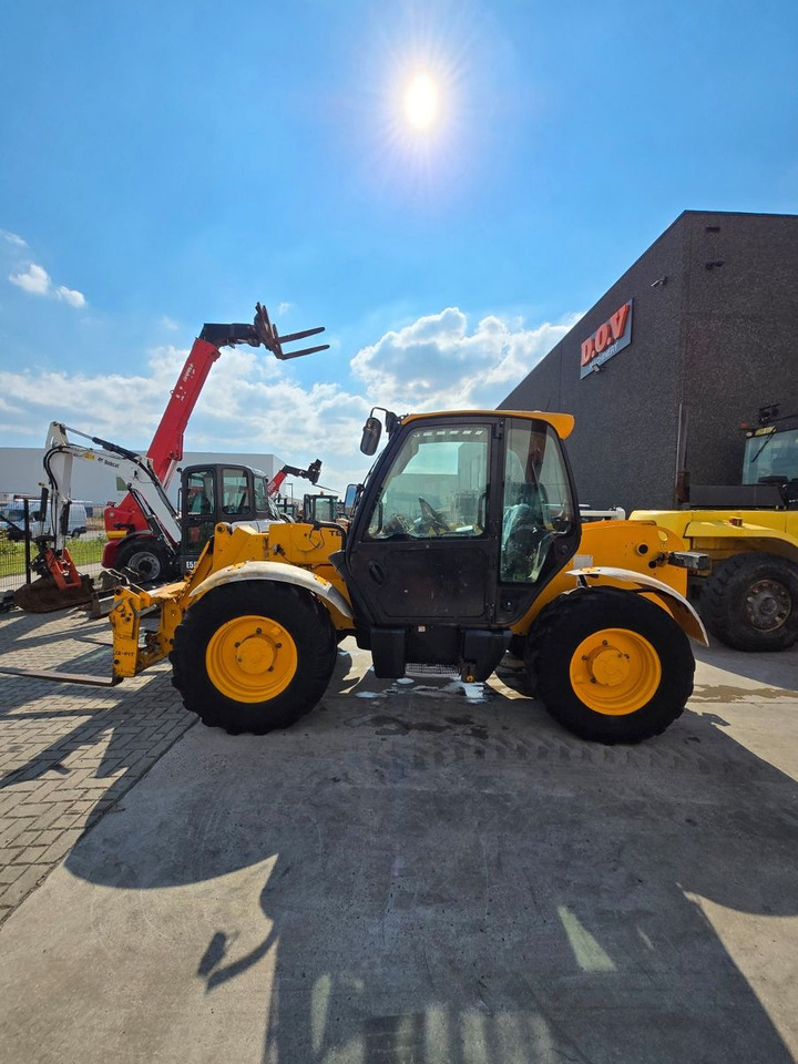 JCB 530 - Telescopic handler: picture 3 JCB 530 - Telescopic handler: picture 3
