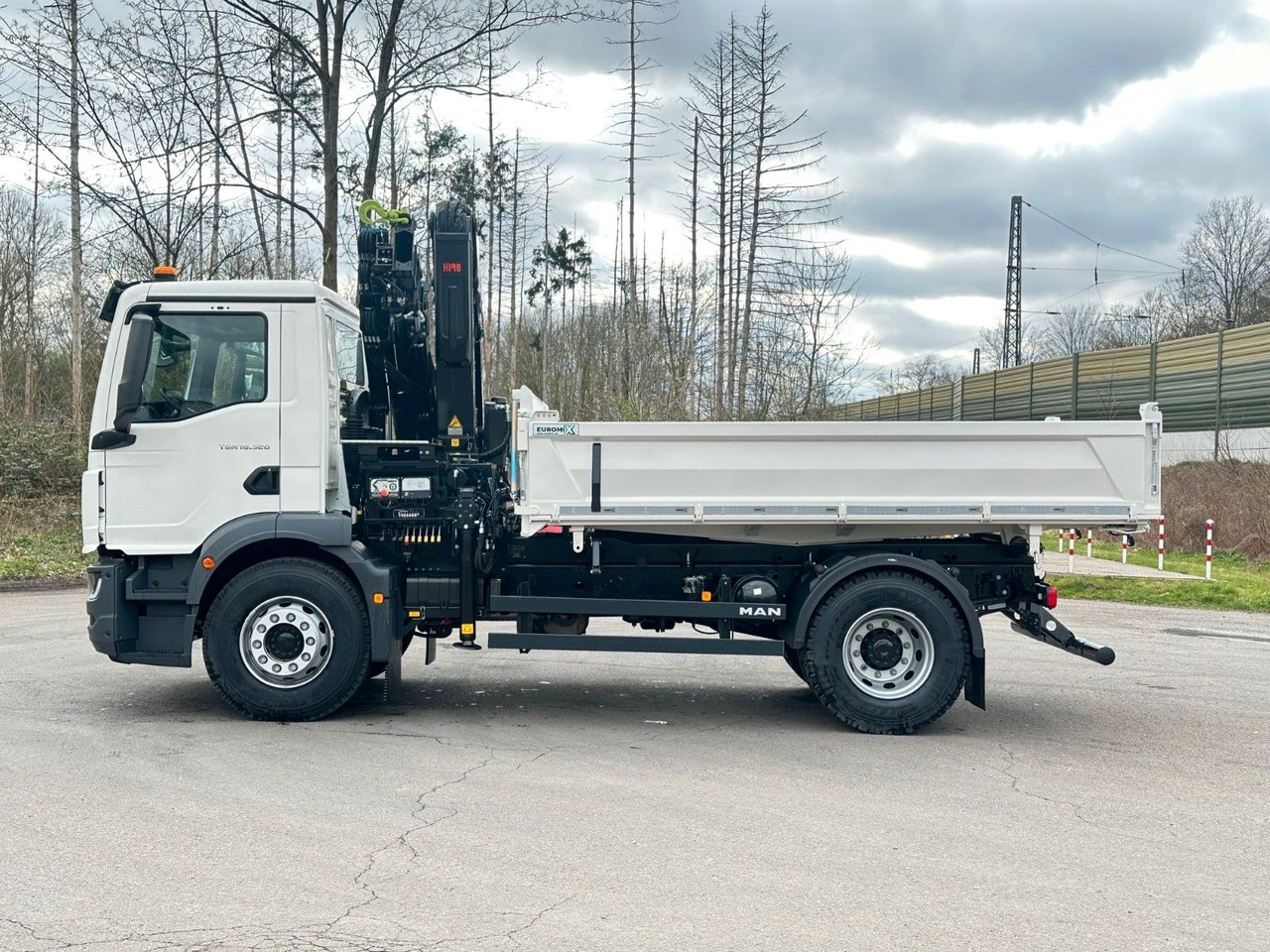 MAN TGM 18.320 4x2 Euro6e Hiab X-HiDuo 138DS-3 - Crane truck: picture 3 MAN TGM 18.320 4x2 Euro6e Hiab X-HiDuo 138DS-3 - Crane truck: picture 3