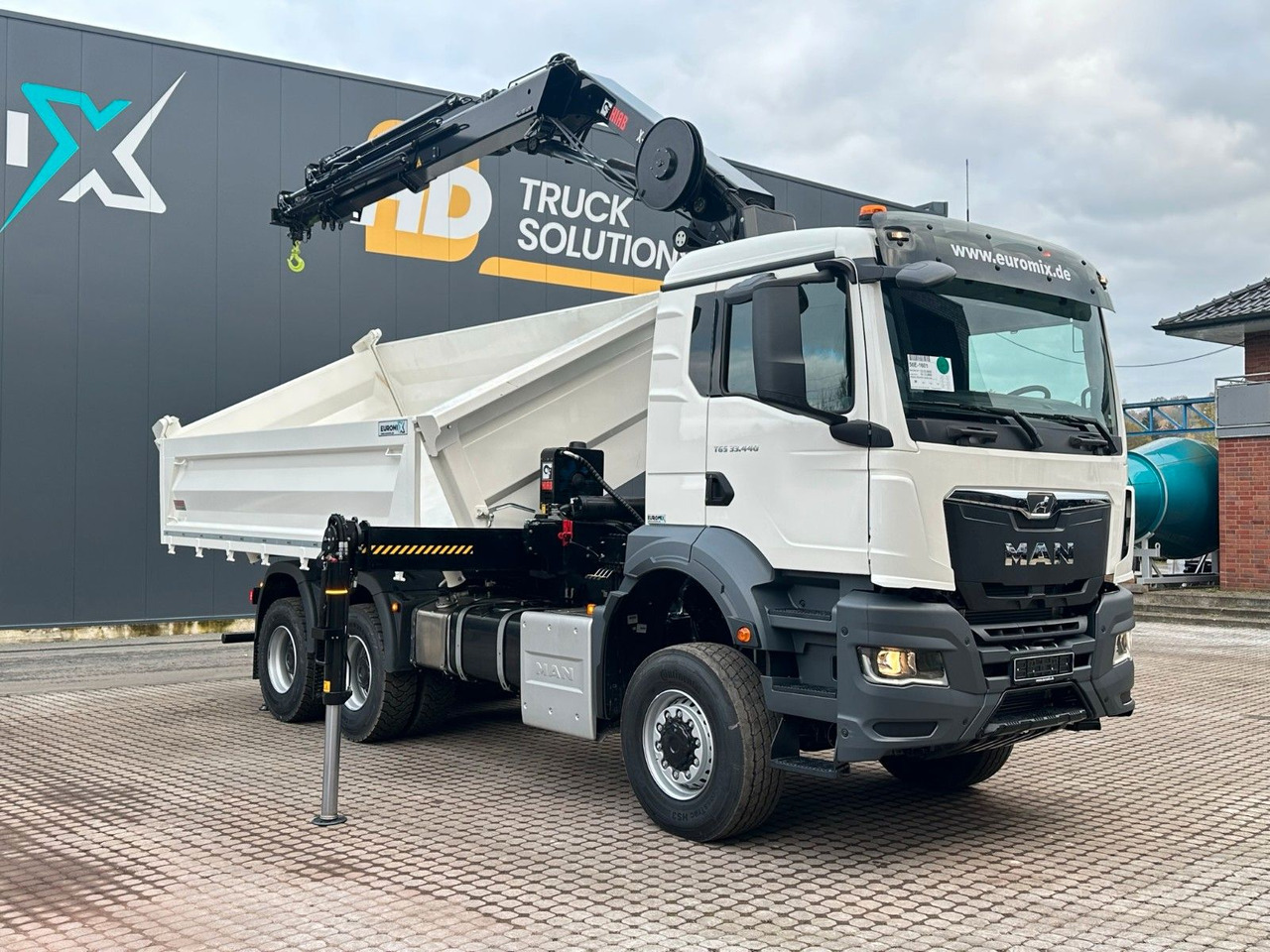 MAN TGS 33.440 6x6 /3-Seiten- Kipper / Kran HIAB 302 leasing MAN TGS 33.440 6x6 /3-Seiten- Kipper / Kran HIAB 302: picture 19