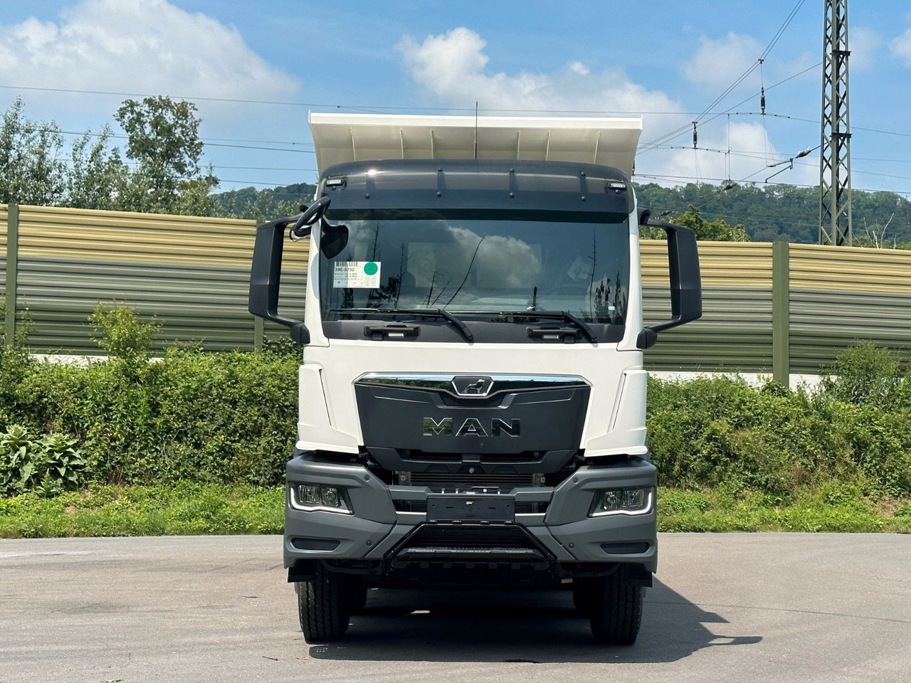 Tipper MAN TGS 41.440 8x4 EuromixMTP Mulden-Kipper: picture 7