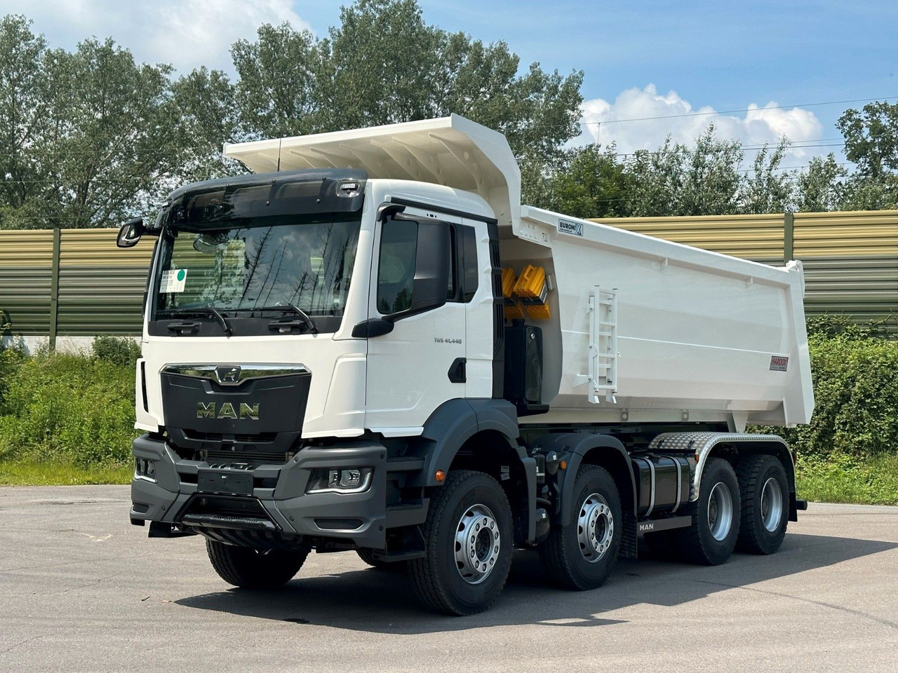 Tipper MAN TGS 41.440 8x4 EuromixMTP Mulden-Kipper: picture 8