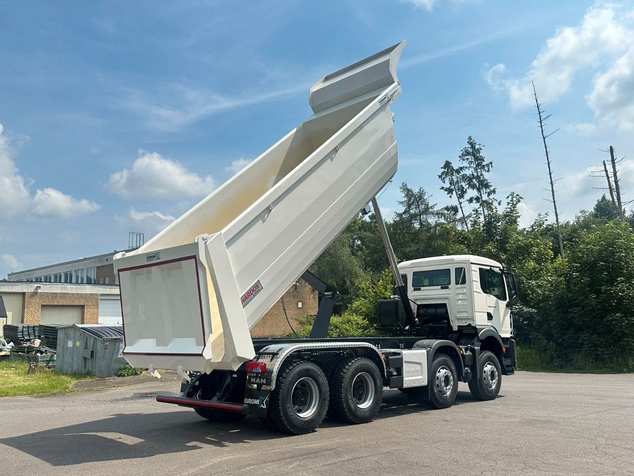 Tipper MAN TGS 41.440 8x4 EuromixMTP Mulden-Kipper: picture 17
