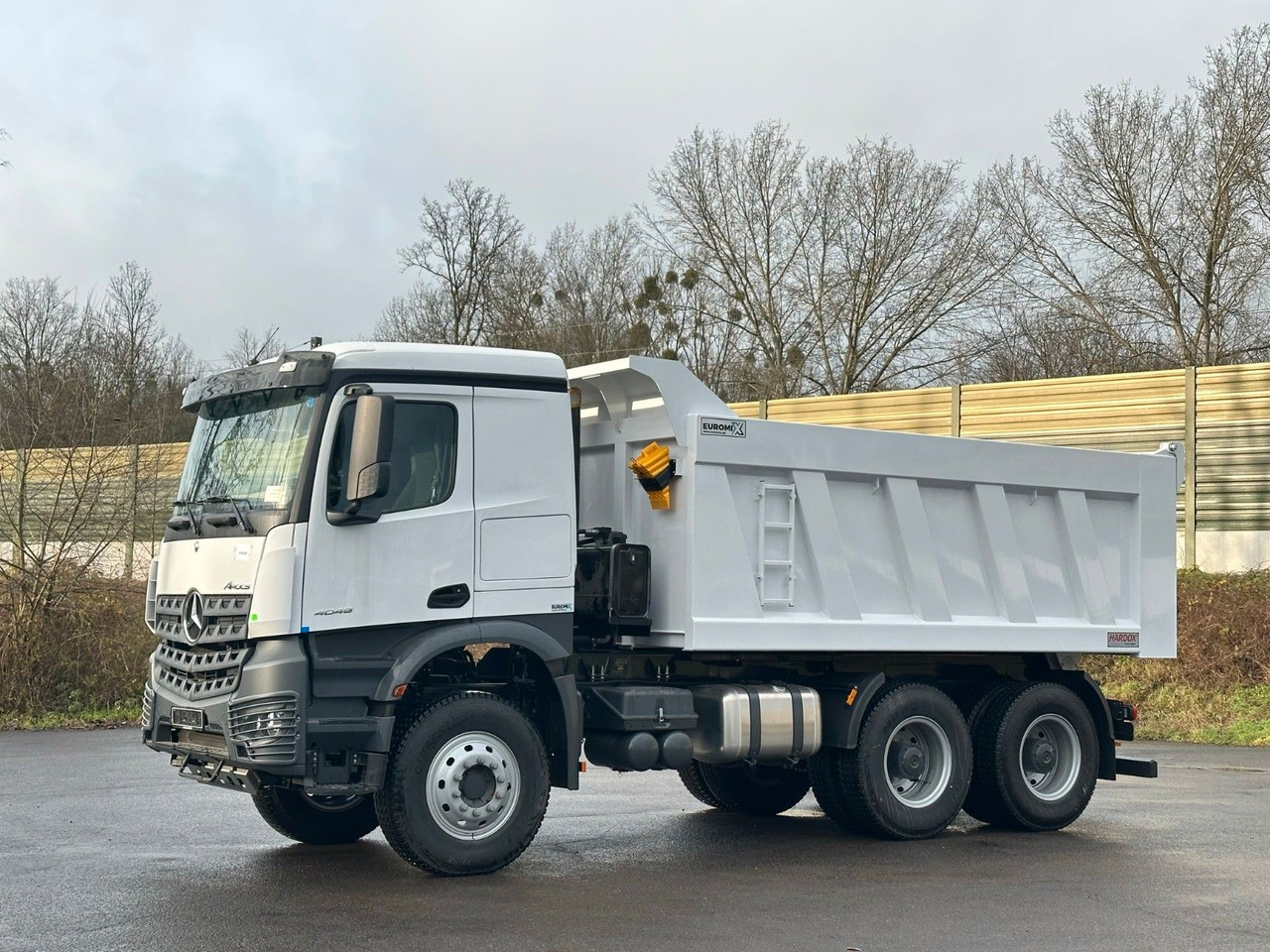 Mercedes-Benz 4048 6X4 Arcos 5 EuromixMTP Dumper Kipper - Tipper: picture 4 Mercedes-Benz 4048 6X4 Arcos 5 EuromixMTP Dumper Kipper - Tipper: picture 4