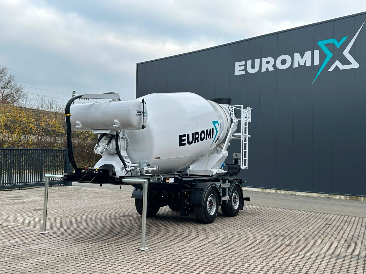 EUROMIX MTP - Fahrmischer EM 10 L 2-Achser - Semi-trailer: picture 2 EUROMIX MTP - Fahrmischer EM 10 L 2-Achser - Semi-trailer: picture 2