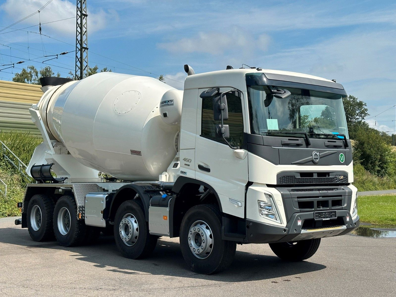 Concrete mixer truck Volvo FMX 500 8X4 Retarder EuromixMTP EM 9 L: picture 9