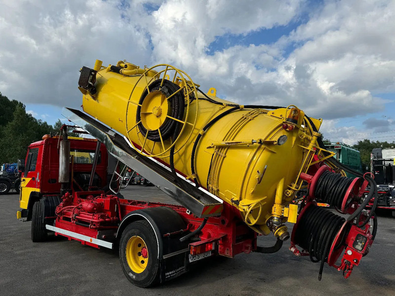 Volvo FL 10.320 12m3 Sludge / Vacuum & High Pressure-Truck, YM: 1990 - Vacuum truck: picture 4 Volvo FL 10.320 12m3 Sludge / Vacuum & High Pressure-Truck, YM: 1990 - Vacuum truck: picture 4