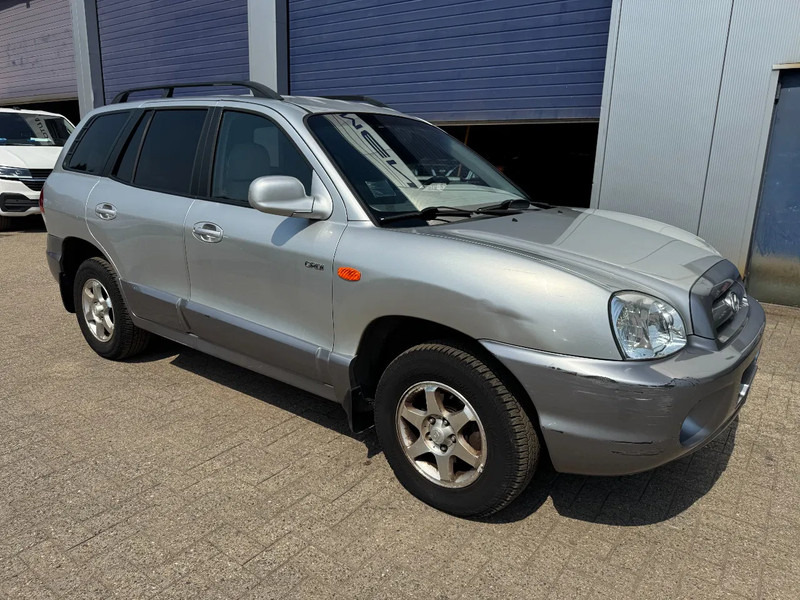 Hyundai Santa Fe **97000KM ONLY** - SUV: picture 3 Hyundai Santa Fe **97000KM ONLY** - SUV: picture 3