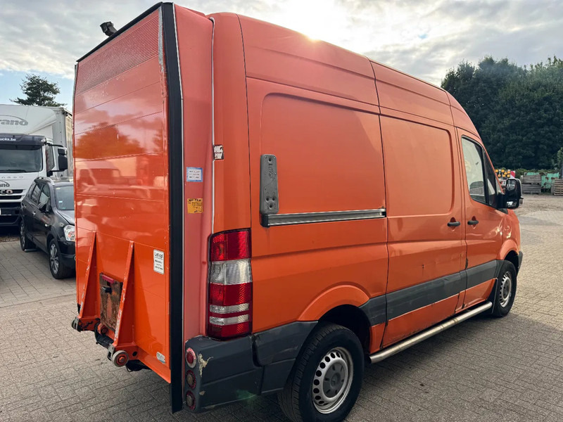 Mercedes-Benz Sprinter 310 **LIFT-HAYON-LBW** - Panel van: picture 5 Mercedes-Benz Sprinter 310 **LIFT-HAYON-LBW** - Panel van: picture 5