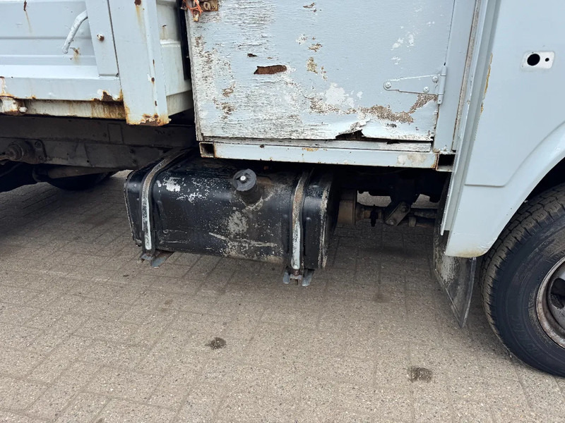 Nissan Trade **TIPPER/BENNE** - Tipper van: picture 4 Nissan Trade **TIPPER/BENNE** - Tipper van: picture 4